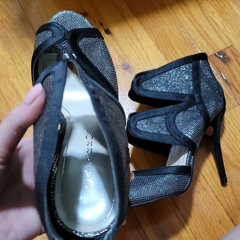 Caparros Black Open Toe Silver Glitter Sandals Heels Booties sz 9.5